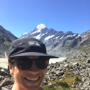 Meet your Posher, Alyson